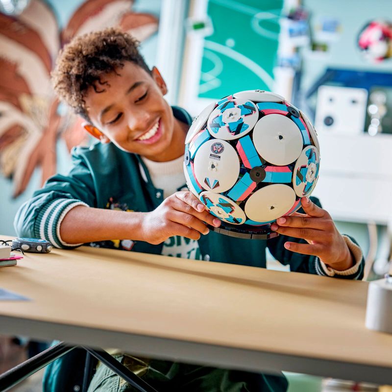 Lego Editions - Football Ball